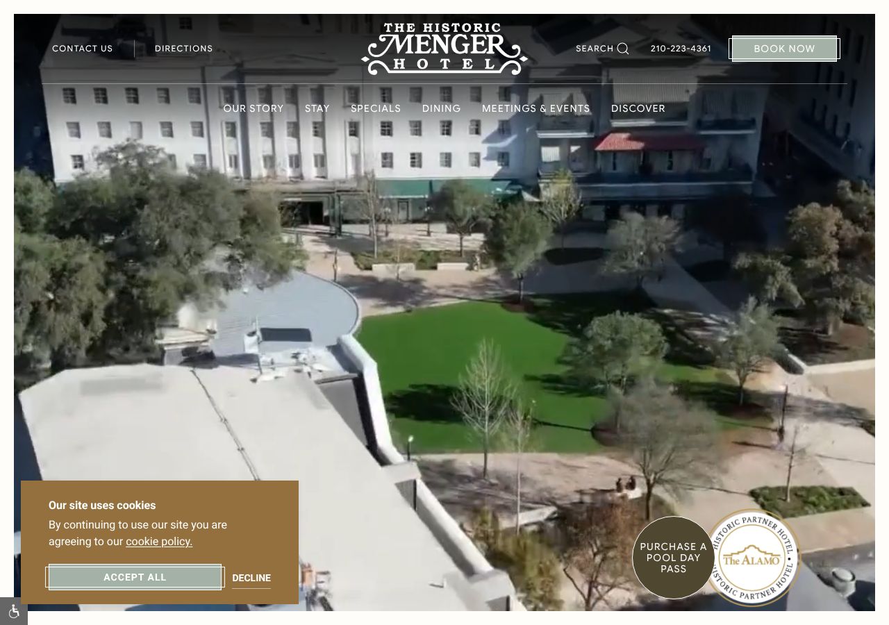 Homepage snapshot of Menger Hotel