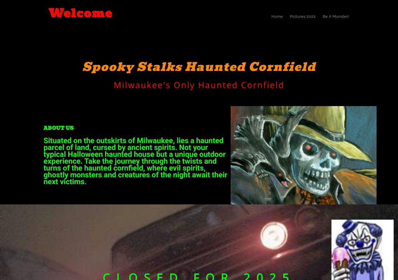 Homepage snapshot of Spooky Stalks Haunted Cornfield